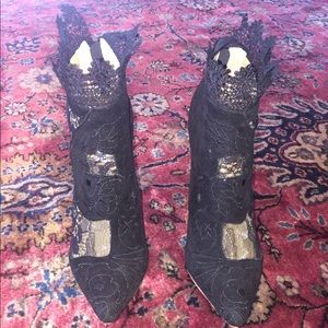 Lace black womens bootie